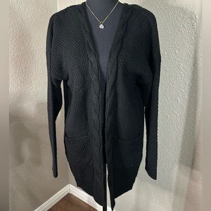 NWT Chunky Knit Sweater Cardigan‎ in black